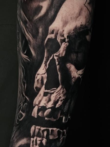 Realism realistic skull tattoo by @thanos_stokas_tattoo