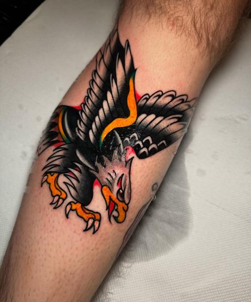 Traditional flying eagle tattoo by @broy_tattooer