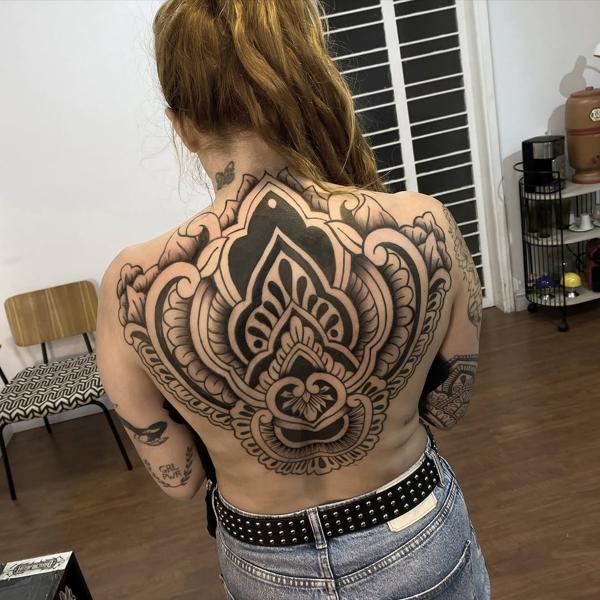 Blackwork ornamental mandala tattoo by @titotattooart_