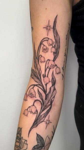 Fine Line lily of the valley tattoo by @total_eclipse_tattoo