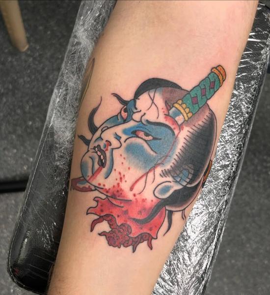 Japanese samurai head tattoo by @trav.tatts