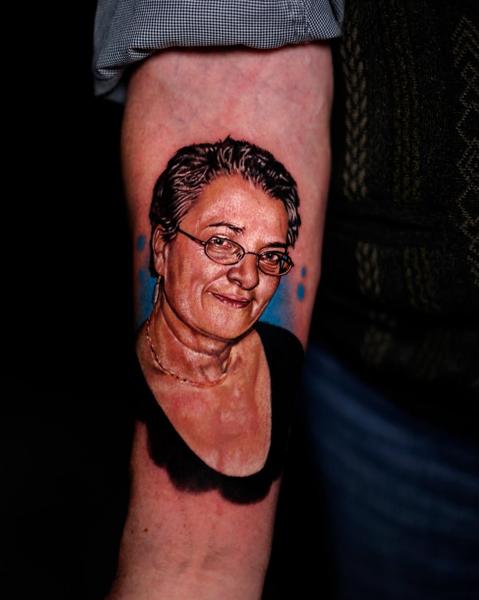 Realism portrait woman tattoo by @nasufi_armando