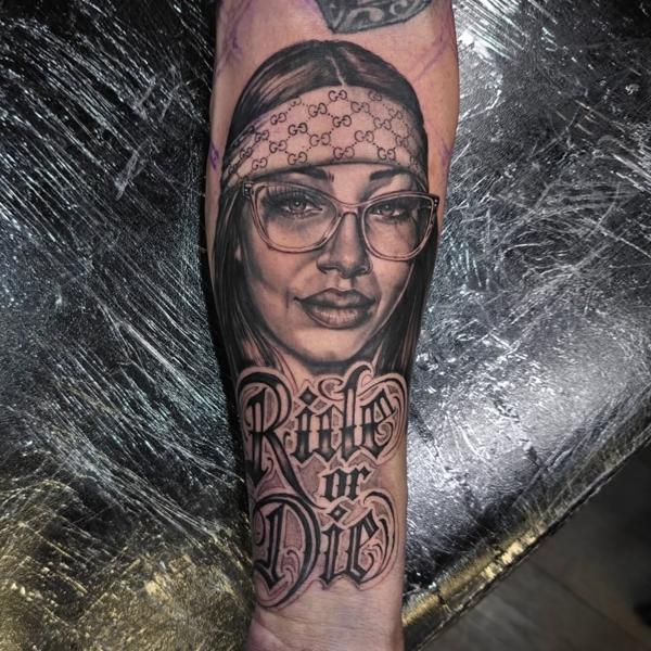 Realism woman portrait tattoo by @vividinkbirmingham