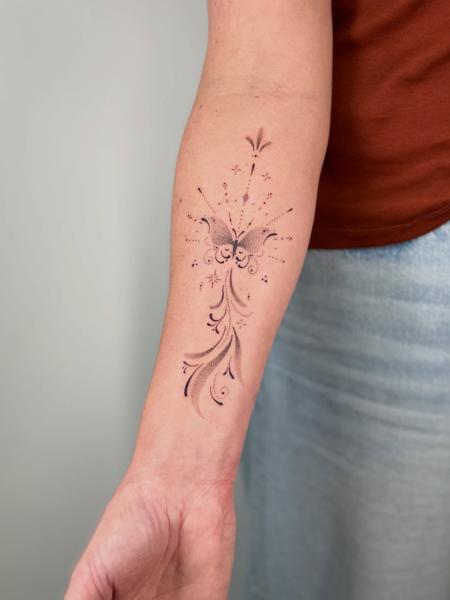 Fine Line ornamental butterfly tattoo by @vivi_b_tattoo