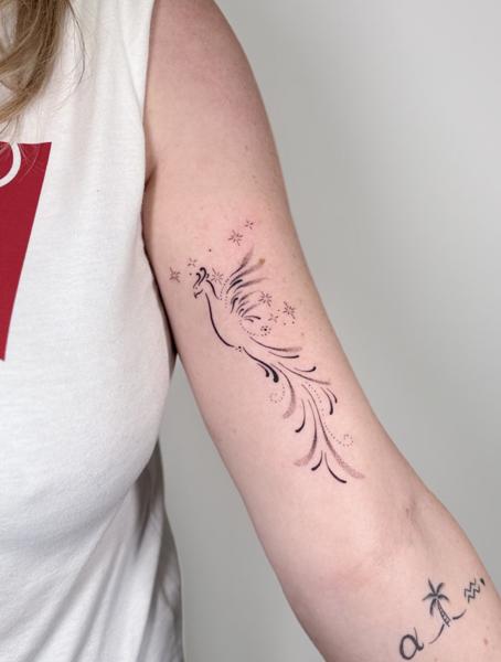 Fine Line phoenix tattoo by @vivi_b_tattoo