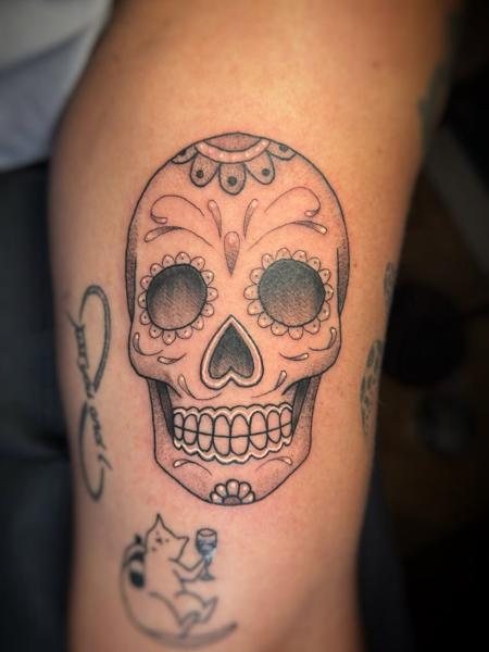 Traditional sugar skull tattoo by @elpincheloco