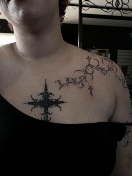 Blackwork gothic ornamental cross tattoo by @yasart.tattoo