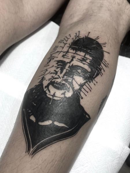 Blackwork pinhead portrait tattoo by @yasart.tattoo