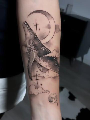 Illustrative celestial whale tattoo by @yolandaorlandi