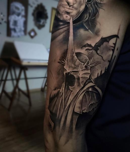 Realism witch-king aragorn tattoo by @yolandaorlandi