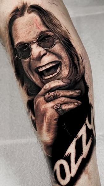 Realism ozzy portrait tattoo by @zuzaink