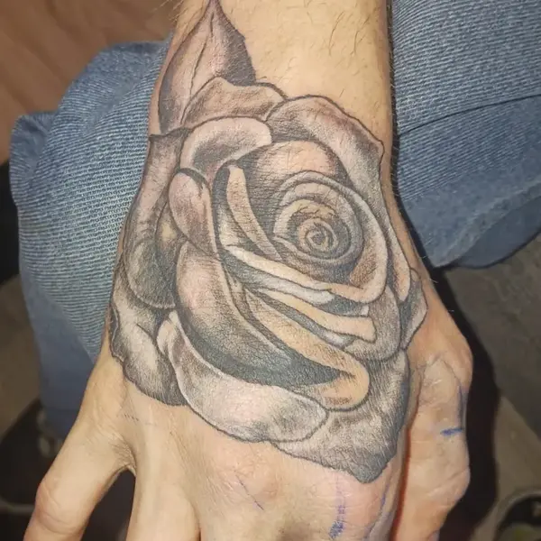 Work by @akiraikariink